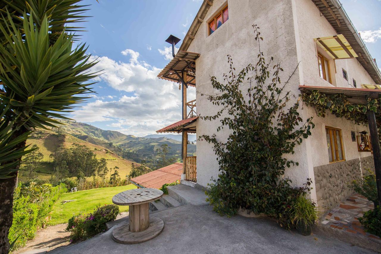 Hostal Taita Cristobal Isinlivi 外观 照片
